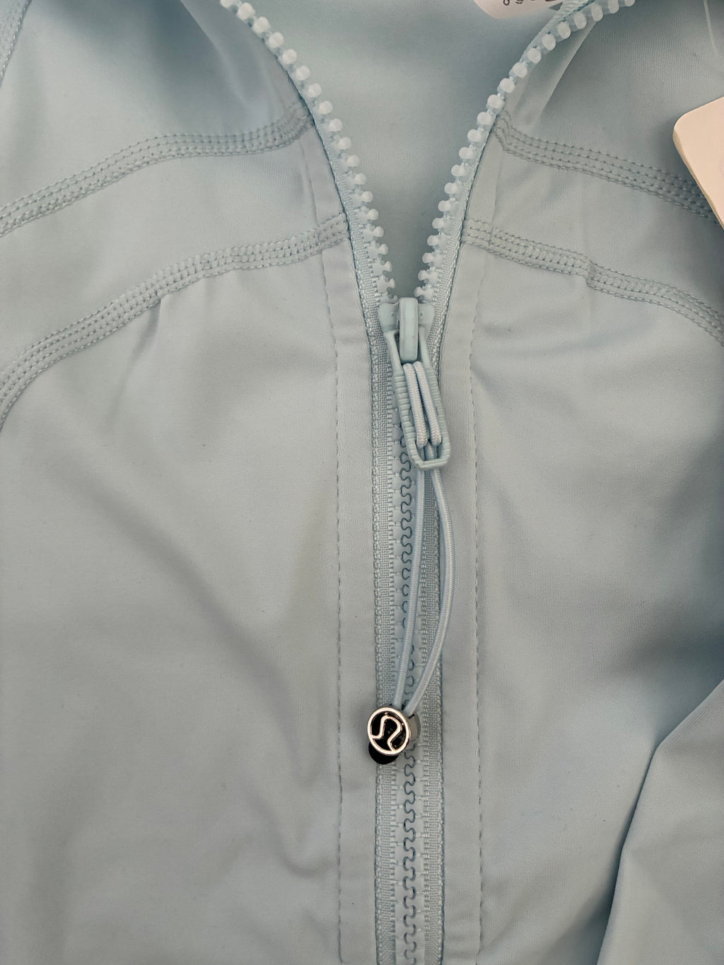 Define Cropped Jacket Nulu size 6 and 4