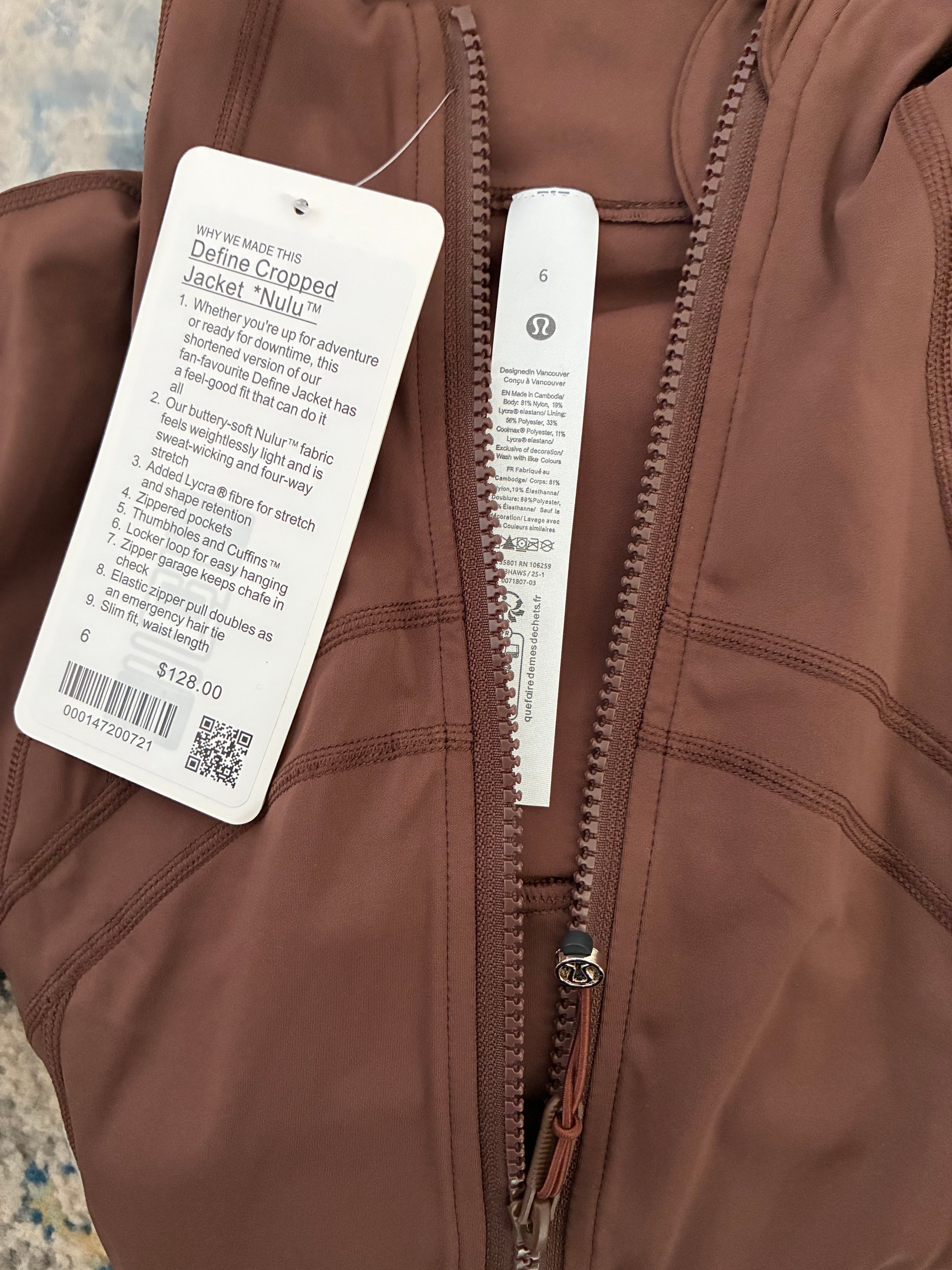 Define Cropped Jacket Nulu size 6 and 4